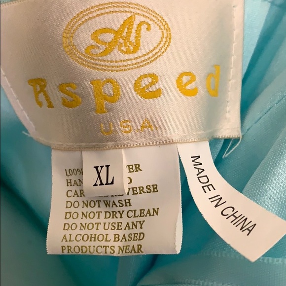 Sparkly Strapless Evening Gown - Picture 5 of 5